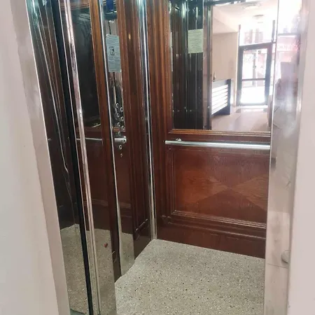 Aglaya 2 - Bay Apartamento