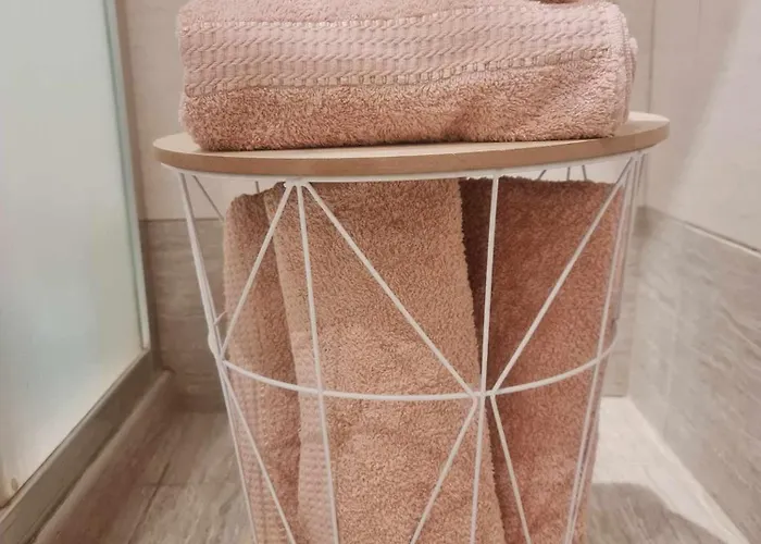 Aglaya 2 - Bay * 포마리